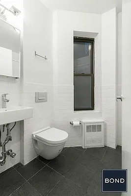 Rented by Bond New York | media 28