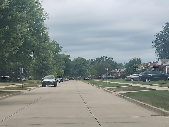 5th image of 29364 Sherry Ave
