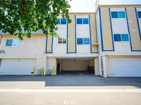 8851 Independence Ave APT 33, Canoga Park, CA 91304