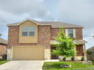 318 Walnut Crst, Schertz, TX 78154