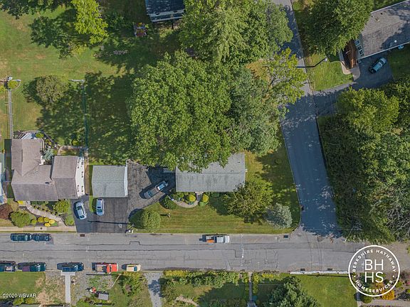 4th image of 2417 W Southern Ave S
