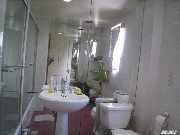4th image of 5828 217th St