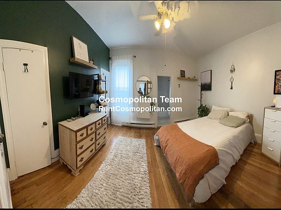 2nd image of 210 Washington Ave APT 2