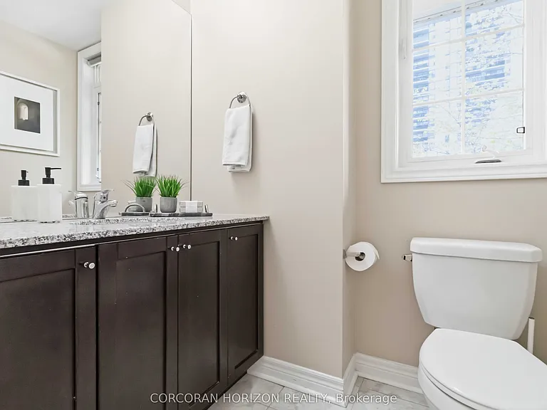 99 Erskine Ave — Photo 26