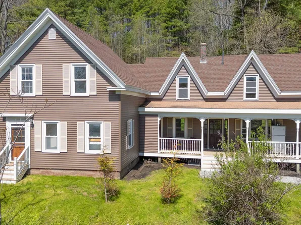 87 Cobbossee Avenue, Gardiner, ME 04345