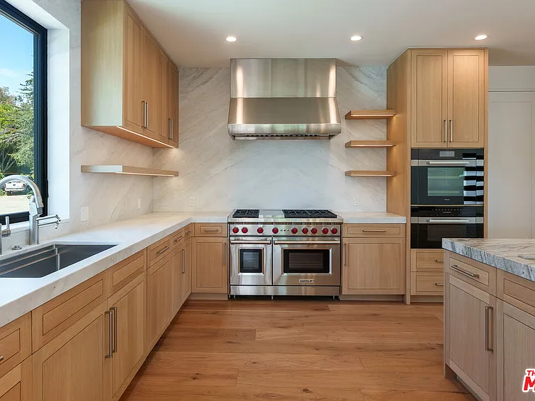 382 Aderno Way — Photo 8
