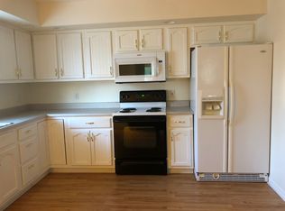 100 Westwood Pl, Hicksville, OH 43526