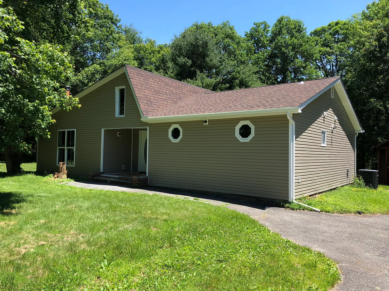 3412 Walnut Rd photo 1