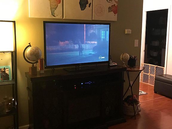 2nd image of 225 Lincoln Ave