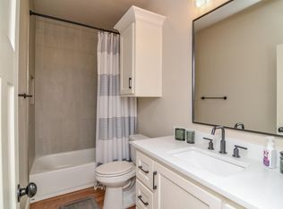 811 N 5th St, Wolfforth, TX 79382