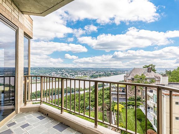 5th image of 1201 Edgecliff Pl Unit 1053
