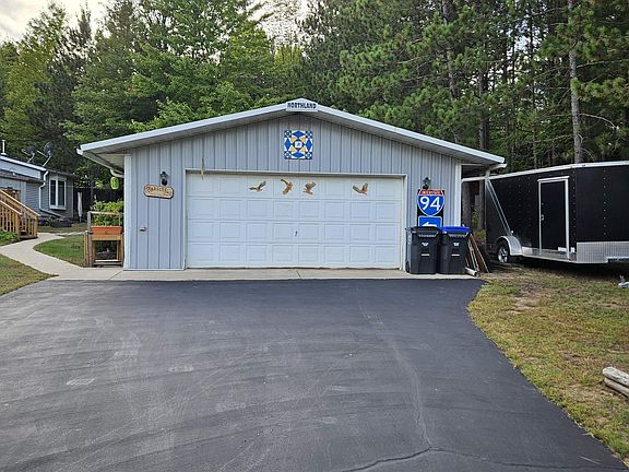 3rd image of W4965 N Pathfinder Cir