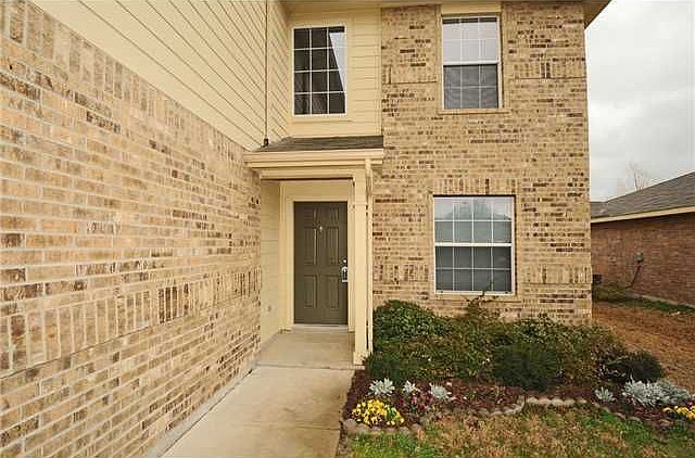 1st image of 207 Outfitter Dr