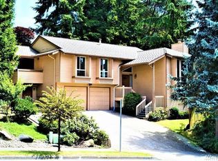 5650 Highland Dr, Bellevue, WA 98006