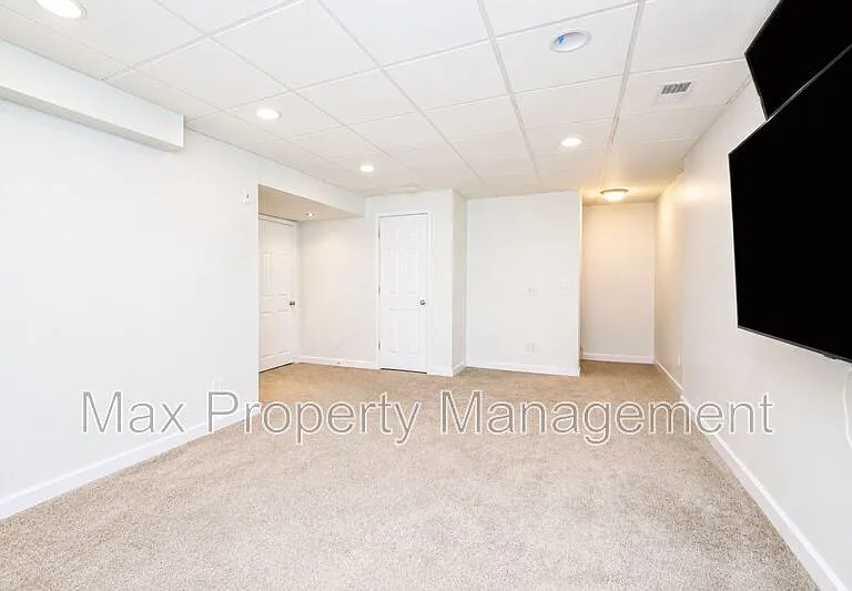 10419 Stonecrest Dr — Photo 24