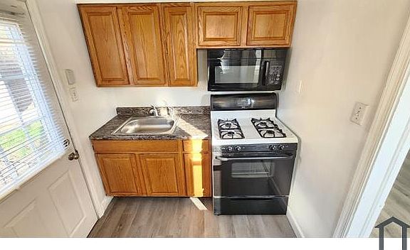5th image of 4518 Fairfax Rd #1