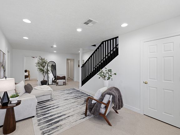 5th image of 3066 S Kings Court Ln