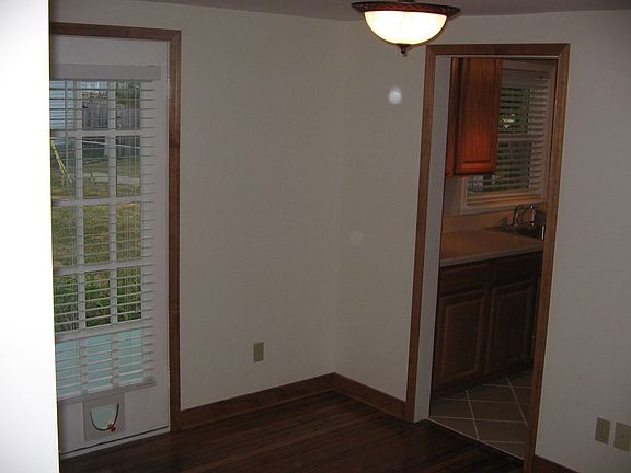 Dining Room/view of kichen