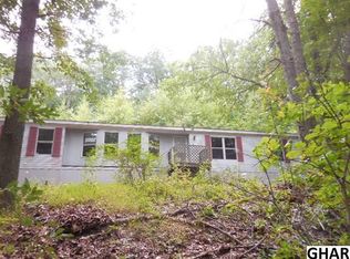 83 Chain Saw Rd, Dillsburg, PA 17019