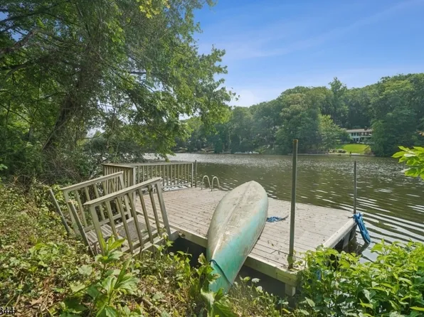24 Lake Trl, Harding Twp., NJ 07960