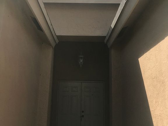 4th image of 3008 NW 10th Ct