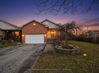 1 Draper Cres, Barrie, ON L4N 8B1