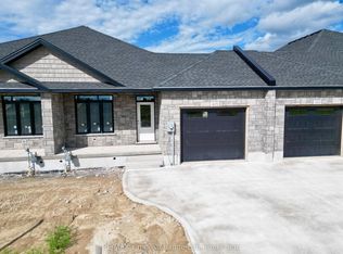 415 Ivings Dr, Saugeen Shores, ON N0H2C3