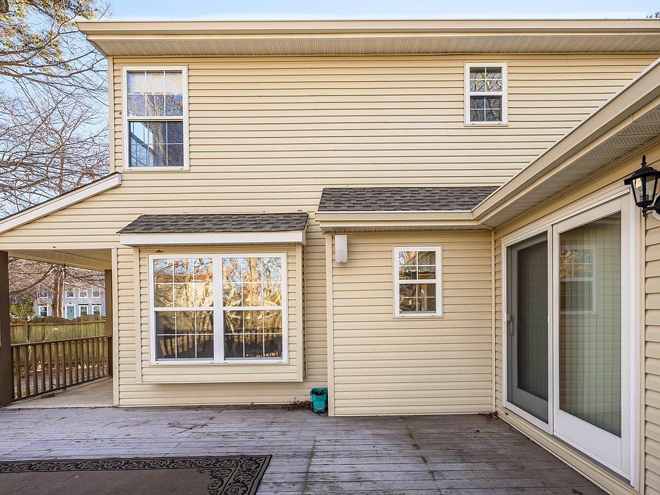 1st image of 105 Shady Oak Dr