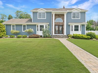 51 Matinecock Avenue, East Islip, NY, 11730