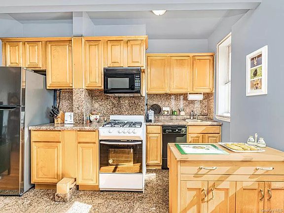 5th image of 3810 Greystone Ave APT 604