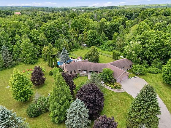 2nd image of 4178 Darkwood Rd