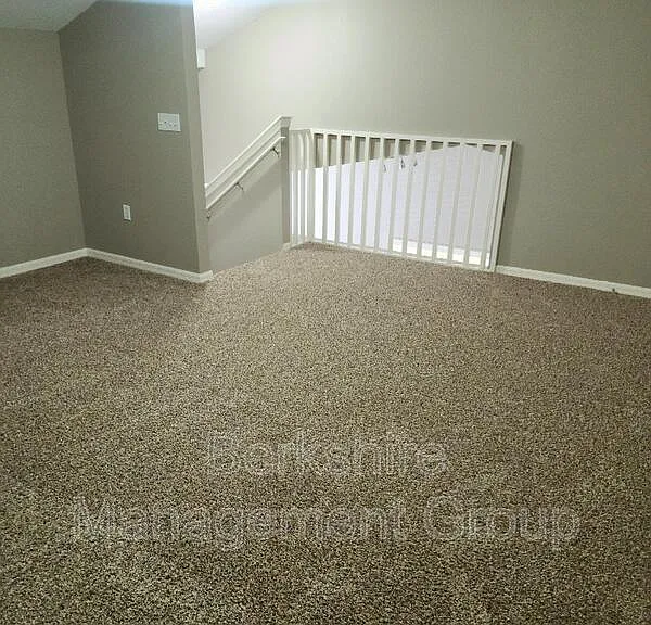 1134 Pogonia Dr — Photo 12