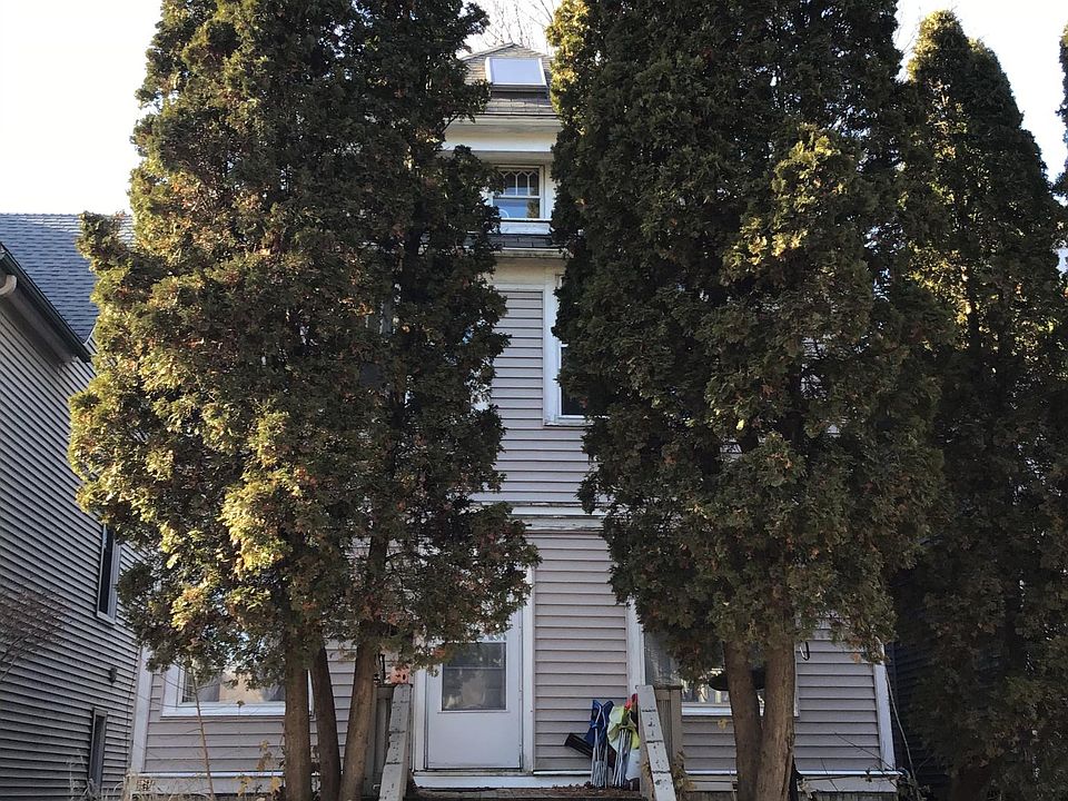 1st image of 3075 N Bartlett Ave