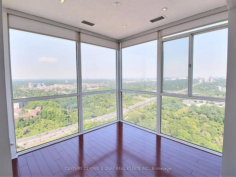 7 Concorde Pl #3709 — Photo 7