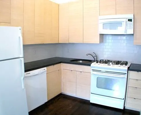 Rented by Linnaeus Group | media 11