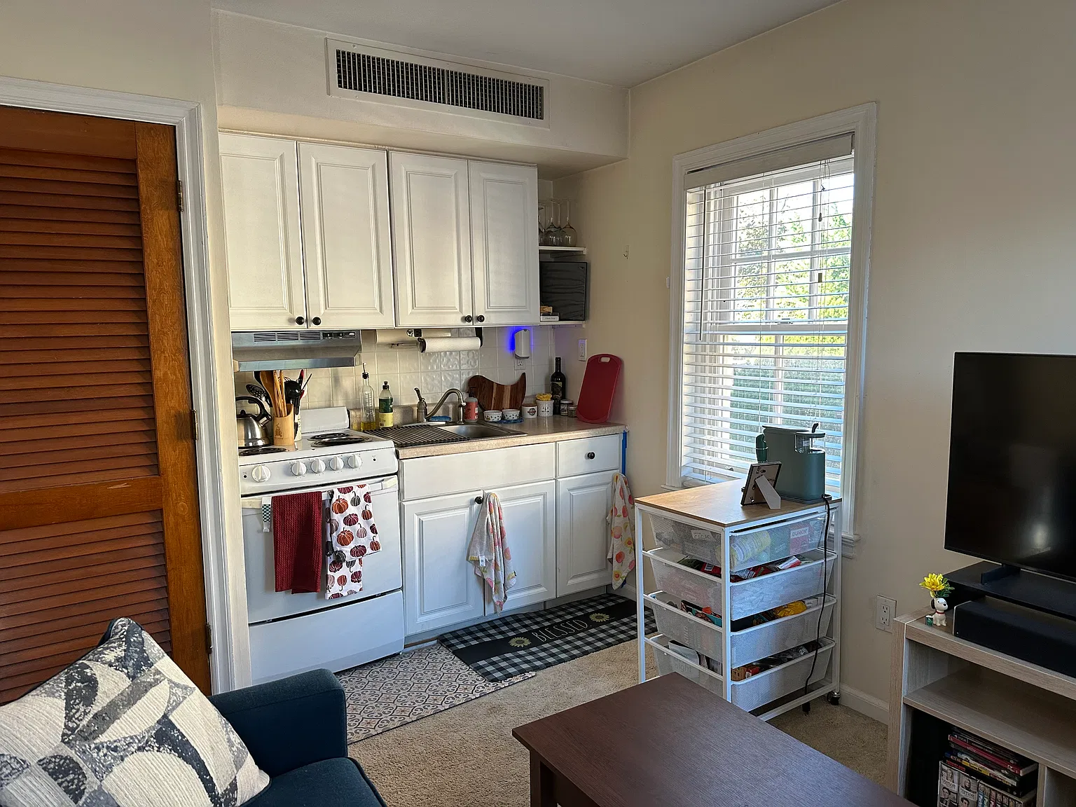 1 bed, 550 sqft, $1,850 — Photo 2