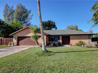 1402 SW 5th Ave, Cape Coral, FL 33991