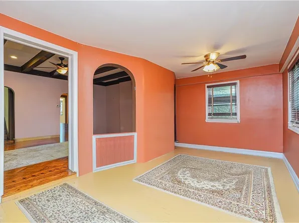 33 Wellington Court image 6 of 39