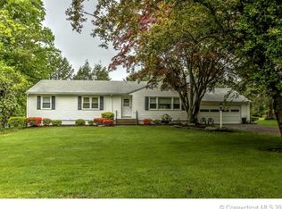285 Hawthorne Ln, Orange, CT 06477