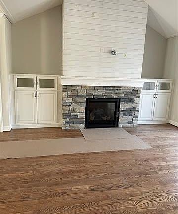3rd image of 1682 Centennial Dr