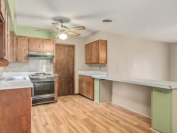 2nd image of 2208 Jake Dr