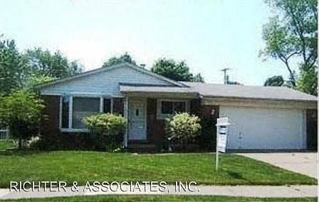 42315 Hammill Ln photo 1