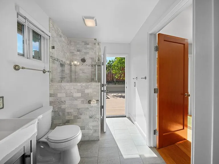 44 Bradford St — Photo 14