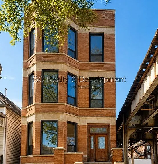 3408 N Greenview Ave #2 — Photo 1