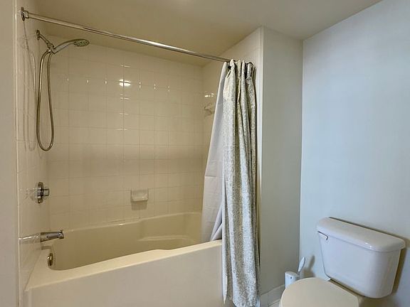 5th image of 414 Water St Unit 1103