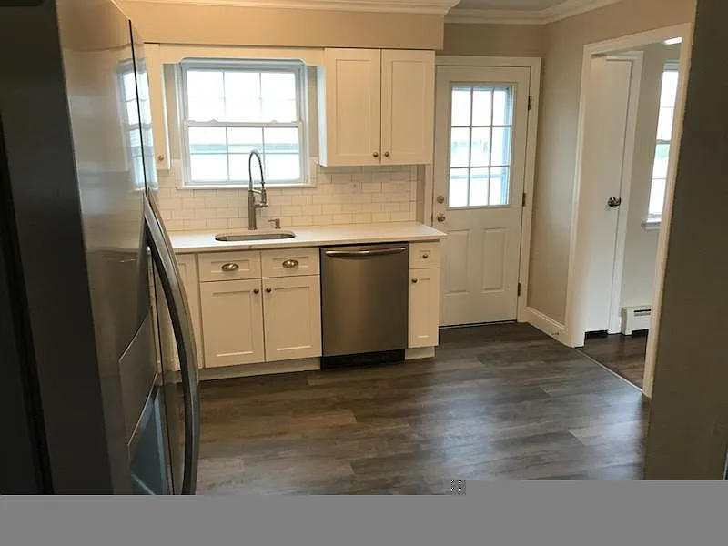 W Pulaski Rd, Huntington Station — Photo 3