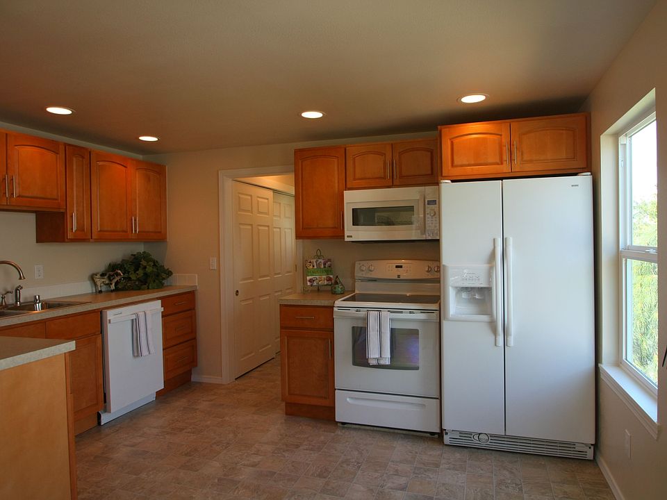 2nd image of 9809 61st Ave S