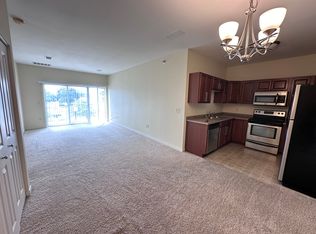 3540 Library Dr APT 201, Cudahy, WI 53110