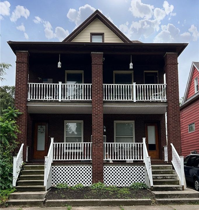 1st image of 655-657 W 10th St
