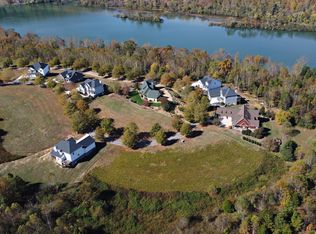 140 Pineberry East Rd, Oak Ridge, TN 37830